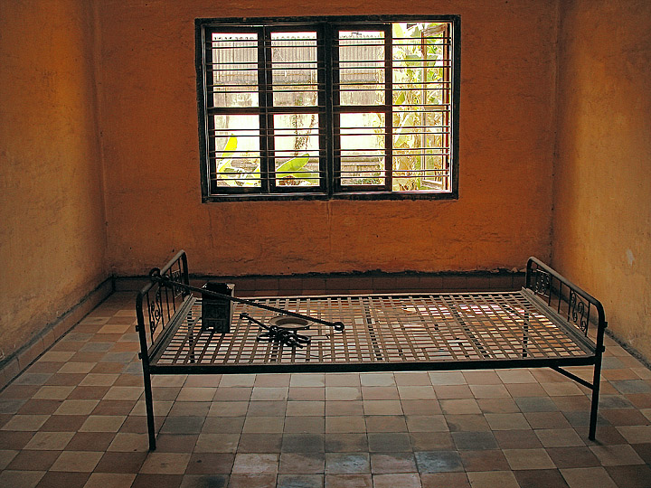 tuol sleng, phnom penh