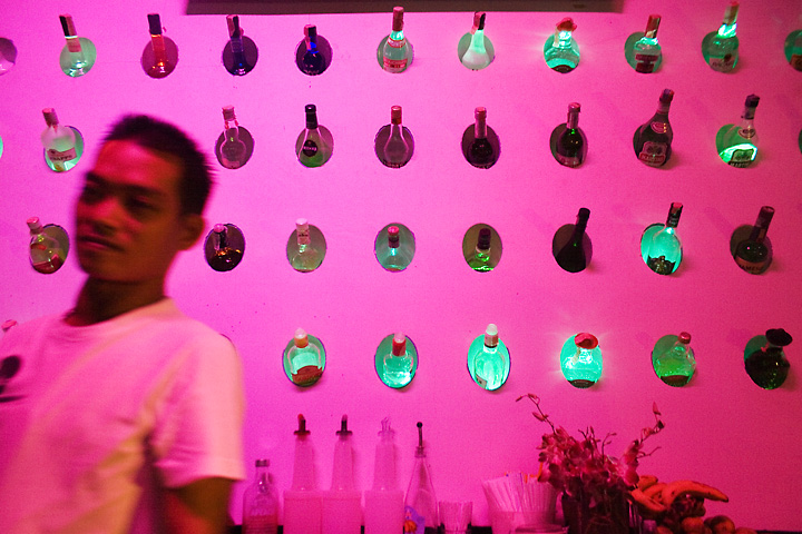 solo bar, chaweng, koh samui, thailand